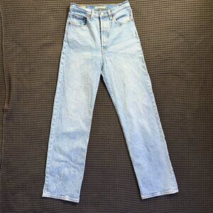 Levi's Ribcage Straight Jean